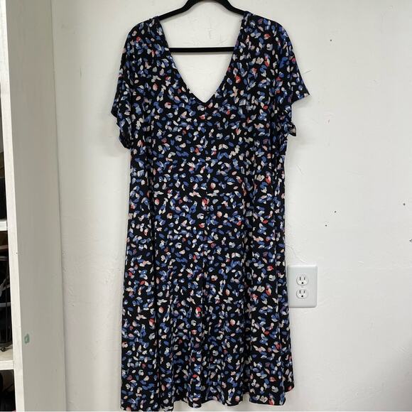 Roamans Blue Printed V Neck Short Sleeve Mini Dress 22/24 Fit & Flare Stretch - Picture 1 of 8